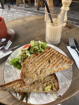 Vegan toastt at Ardıç Şarküteri in Fethiye