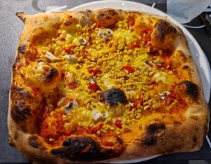 Pizza Vegan Special at Lievita 72 in Gallipoli