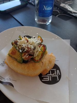 Vegan Montanara (fried pizza) starter at Lievita 72 in Gallipoli