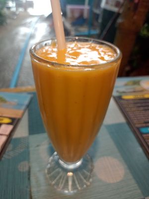 Mixed fruit shake at Mama Kop in Koh Phangan