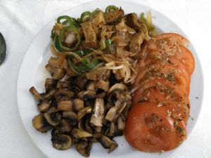 Seitán estofado, absolutamente delicioso!!!! at La Almuzara in Segovia