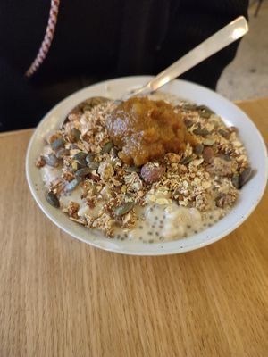 Apple pumpkin overnight oats at Grød - Christianshavns in Copenhagen