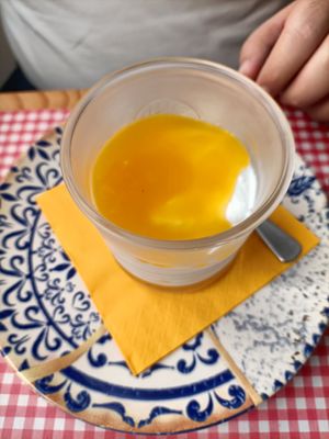 Dolce crema di cocco e mango at Ristorante Peruggini in Vistarino
