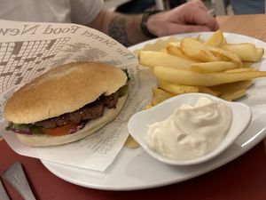 Beyond burger  at Ristorante Peruggini in Vistarino