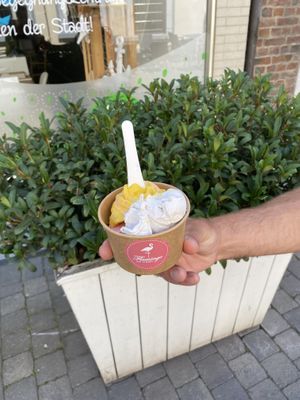Banaan, mango and strawberry ice cream  at Flamingo Ice Cream in Eupen