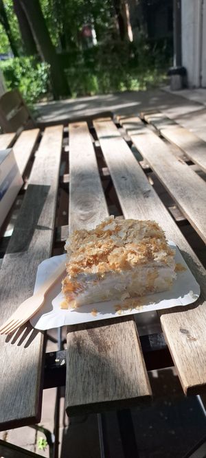 Cremșnit at Lorelicious in Bucharest