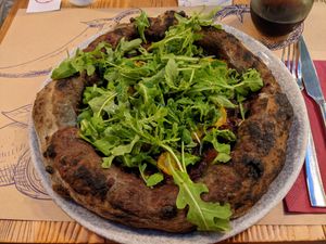 Pizza Viola at Acqua e Farina in Lugano