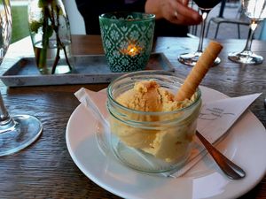 Vanilleeis at Milloncino in Groemitz