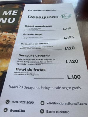 Breakfast   at Verdi in Tela