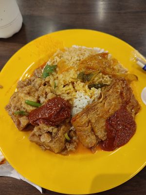 Rice + 2 veg options, $4 at Vegetarian Stall - Jurong Point 2 in West Singapore