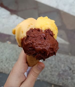 Parsimon, tangerine and chocolate at Gelato Fatto Con Amore in Milan