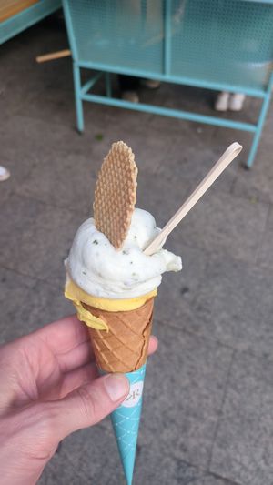 Maracuja & Mango + Lemon & Mint at Kremet Gelateria in Cagliari