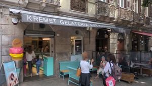 Outside at Kremet Gelateria in Cagliari