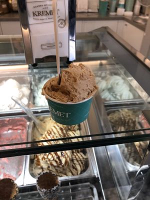 Caramello vegan   at Kremet Gelateria in Cagliari
