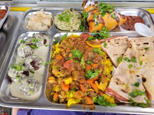 Vegan Ganesha Plate with Chana Masala 😋 at Shiva Boom in Homer