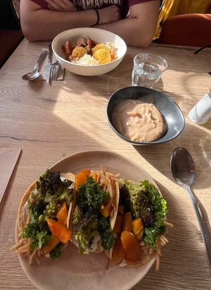 Platos elaborados y deliciosos   at Ephéméride in Sare