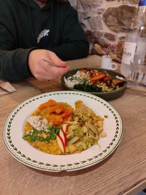  at Ephéméride in Sare