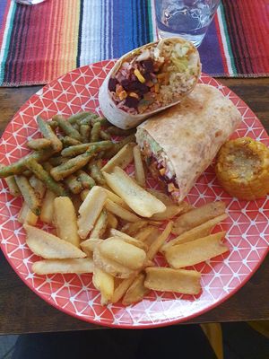 Vegan burrito at Para Todos in Trento