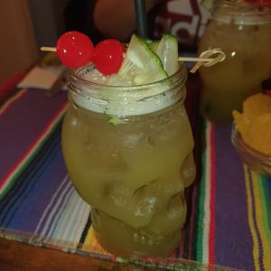 Cocktail analcolico con ananas e succo d'agave at Para Todos in Trento