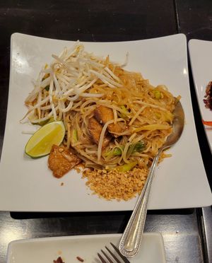  at VeStation Urban Organic Kitchen in Sherman Oaks