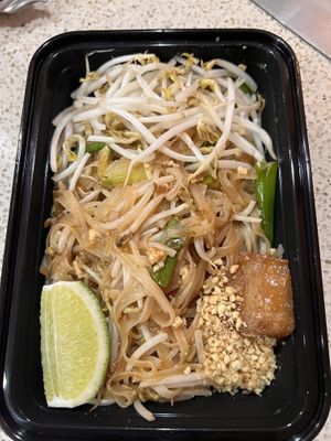 Pad Thaii  at VeStation Urban Organic Kitchen in Sherman Oaks