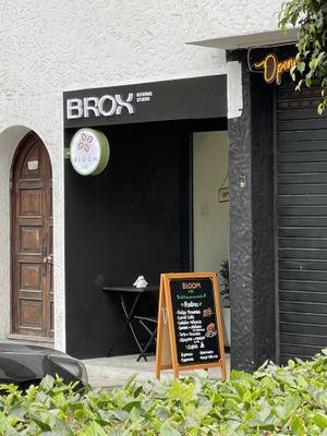 Afuera  at Bloom Cafe in Lima