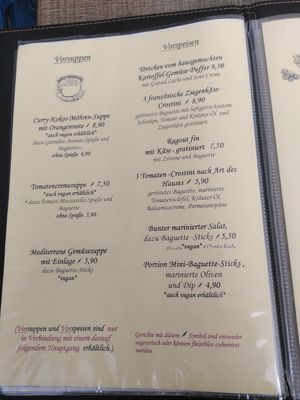 Menu: starters and salads, those that can be made vegan are indicate at Marktblick Restaurant & Cafe in Wernigerode