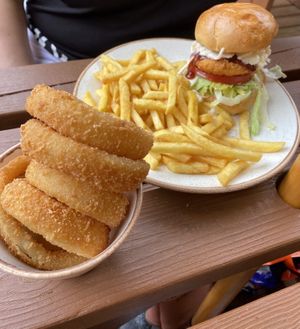 BBQ chicken burger with onion rings   at Ye Olde Reine Deer Inn in Banbury