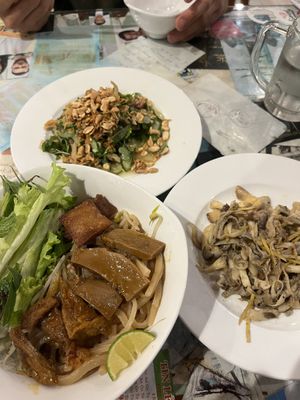 3/6 dishes: Cau Lau, Cucumber Salad & Stir Fried Oyster Mushrooms   at Minh Hien in Hoi An