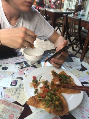 Fried wontons - tastes like an Asia flavoured pizza at Minh Hien in Hoi An