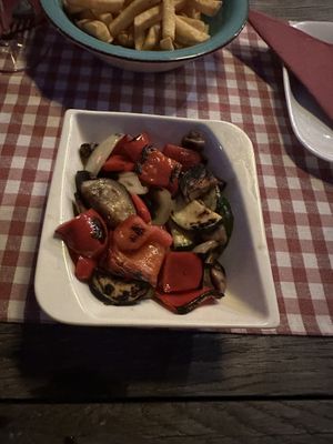 Gegrilltes Gemüse  at Konoba Lemo in Kastel Stari