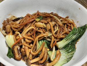 Noodles at Lotus Vegetarian Kitchen 素悟 - VivoCity in Central Singapore