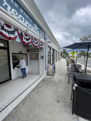 This is the entire store front. No interior btw.  at San Marco Dreamette in Jacksonville