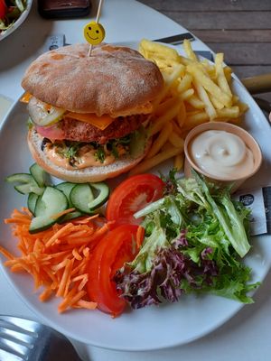 Vegan burger from 'Greenway' at Parkkaffee in Ghent