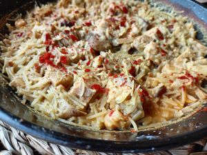 Fideuà amb tempeh at Hostal de l'Aigua in Sant Llorenc De La Muga