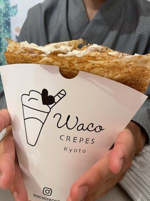 Cinnamon cream crepe   at Waco Crepes  in Kyoto