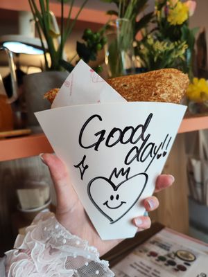 Cute hand-drawn message! at Waco Crepes  in Kyoto