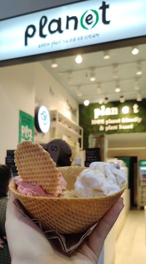  at Plan(e)t Ice Cream in Athens