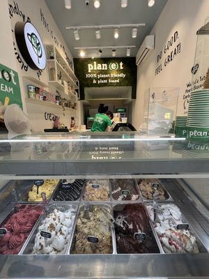 Cointer  at Plan(e)t Ice Cream in Athens