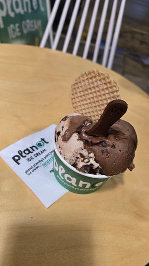 Vegan Nutella, Holy Bueno and Pistachio at Plan(e)t Ice Cream in Athens