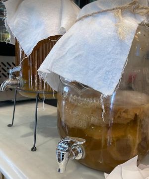 Homemade kombucha at EatMyTrip Brunch & Dinner Madrid in Madrid