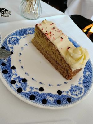 The vegan Victoria sponge at Jane Austen Centre in Bath