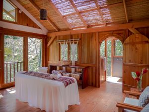 Spa perched right over the Chirripo River at Rio Chirripo Yoga Retreat in San Isidro Del General