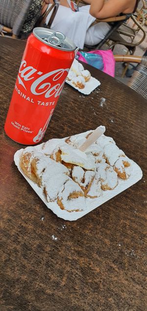 Vegan poffers op verzoek at Poffertjes van Oma in Amersfoort