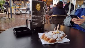 Large portion, arrived steaming hot at Poffertjes van Oma in Amersfoort