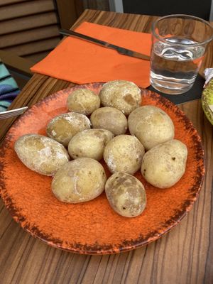 Canarian potatoes  at Tasca Restaurante El Carraca in La Gomera