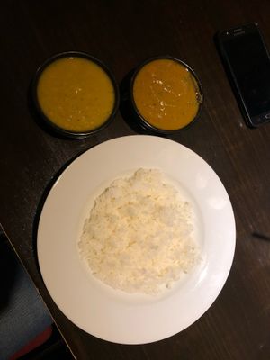 vegan curry and dal curry at Jyoti in Sapporo