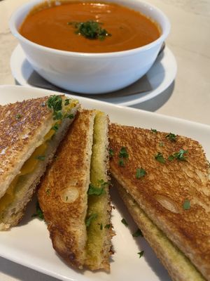tomato soup and a grilled cheese sando  at Seabirds Kitchen in Los Angeles