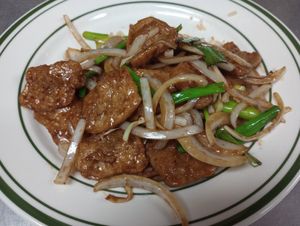 plant based Mongolian Chicken at Cafe Asian in Katy