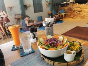 Mixed veg fruits juice and veg scrambled eggs at The Happy Cat - Veggie Cafe-Restaurant in Luang Prabang